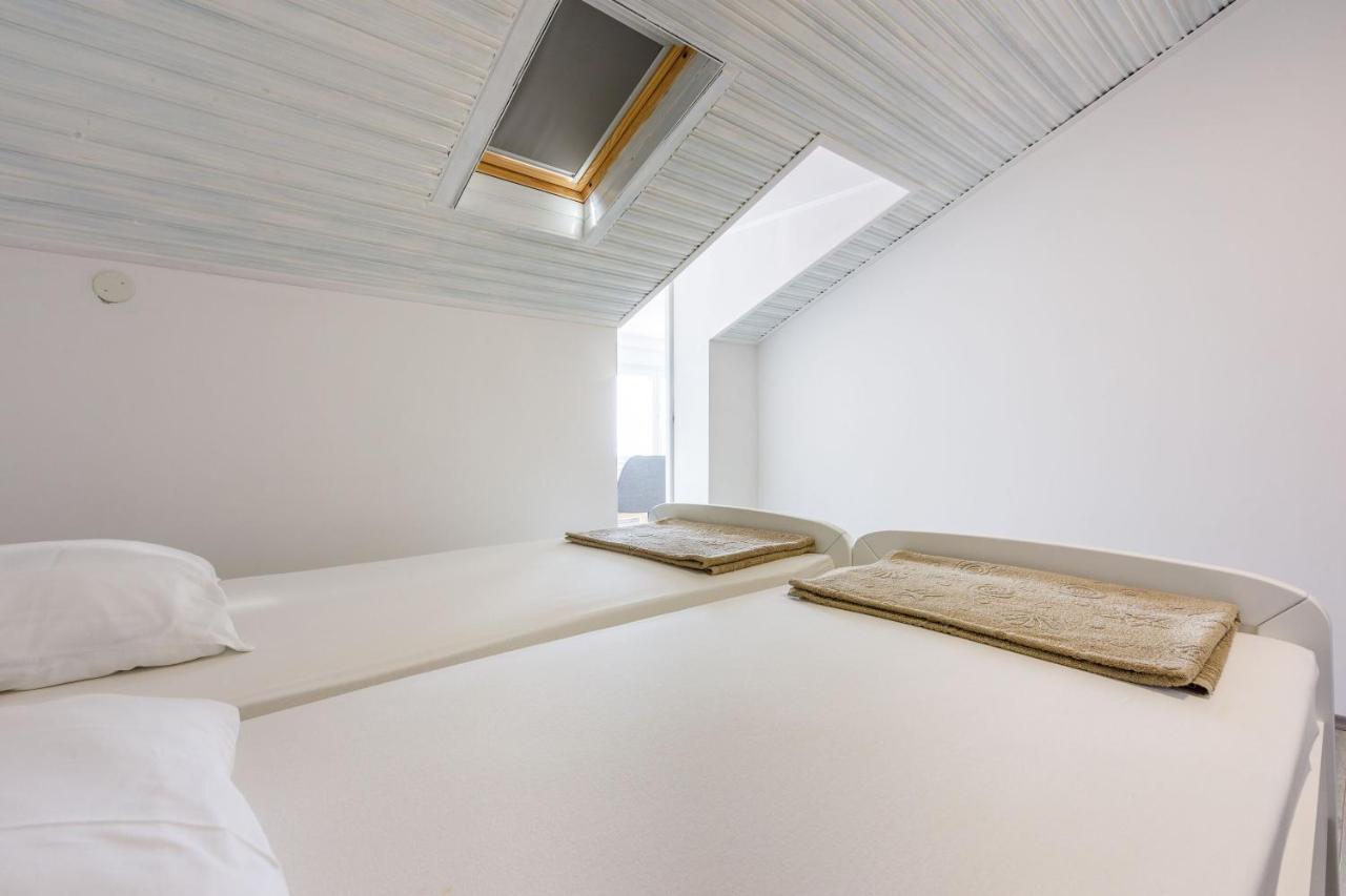 Apartment Heriban ซริกเวนิซา ภายนอก รูปภาพ