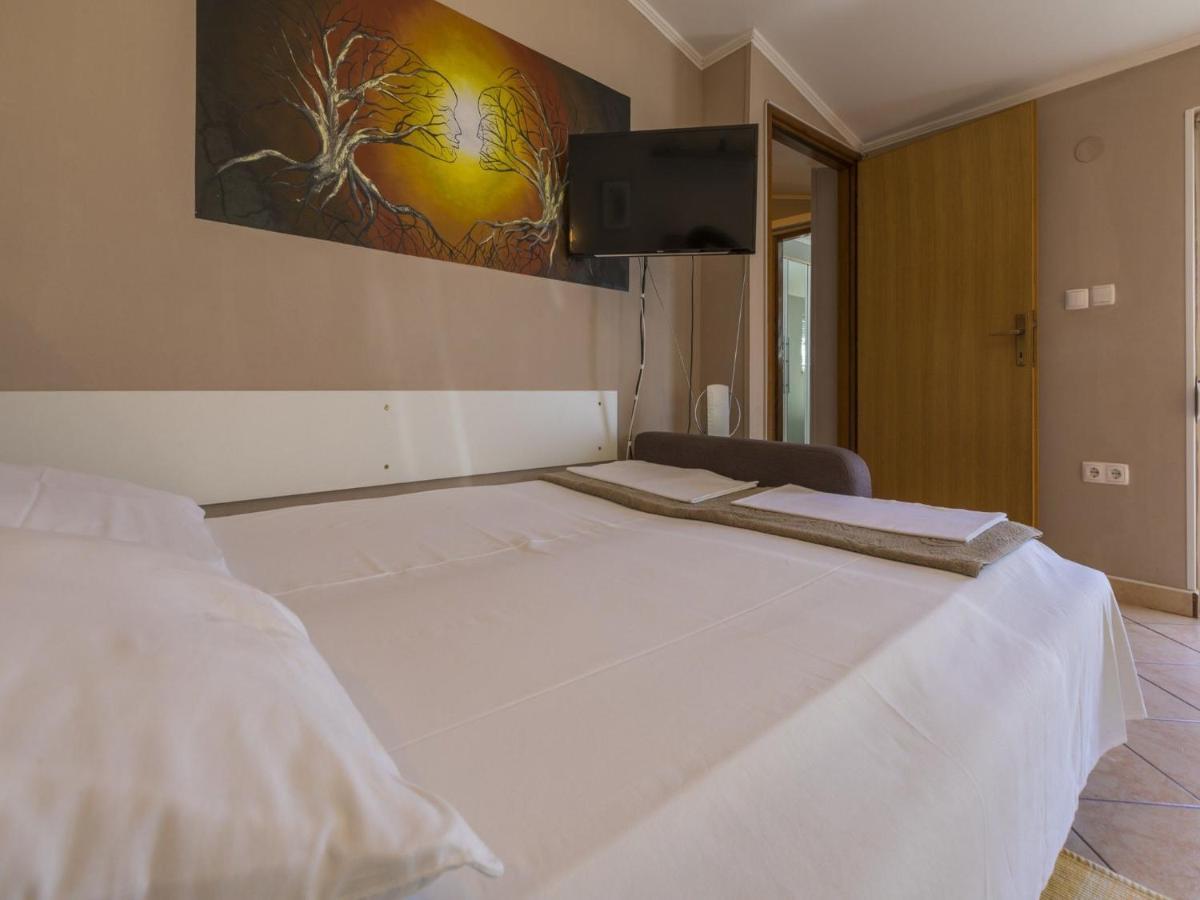 Apartment Heriban ซริกเวนิซา ภายนอก รูปภาพ