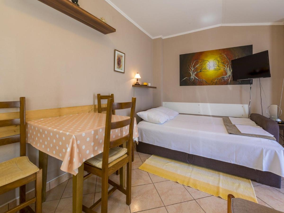 Apartment Heriban ซริกเวนิซา ภายนอก รูปภาพ